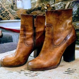Frye leather brown ankle boots